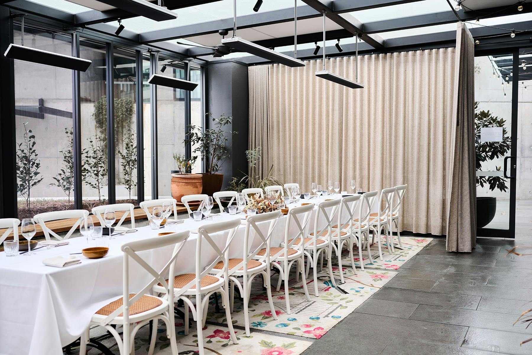 Lanterne Rooms Outdoor Dining