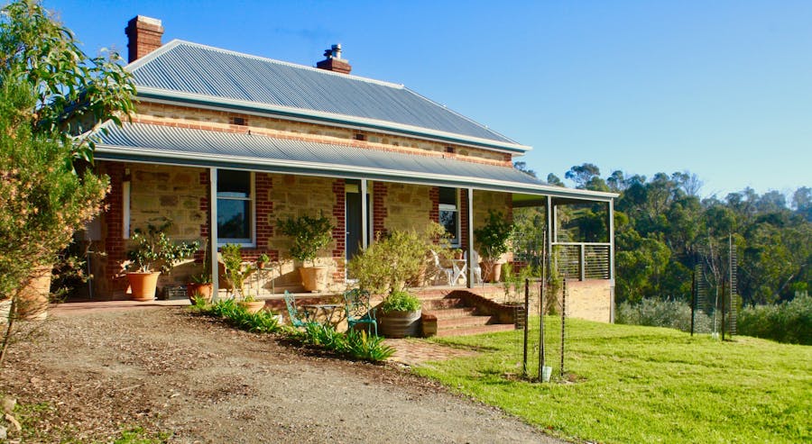 Millbrook Valley Farm - BnB Farmstay - Millbrook, Accommodation ...