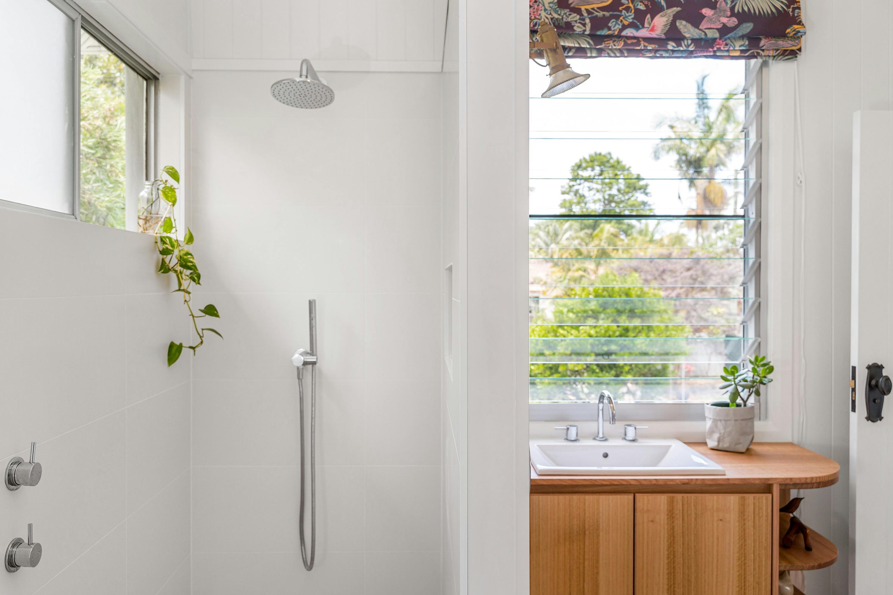 Mullum River House - Mullumbimby - Bathroom 1b