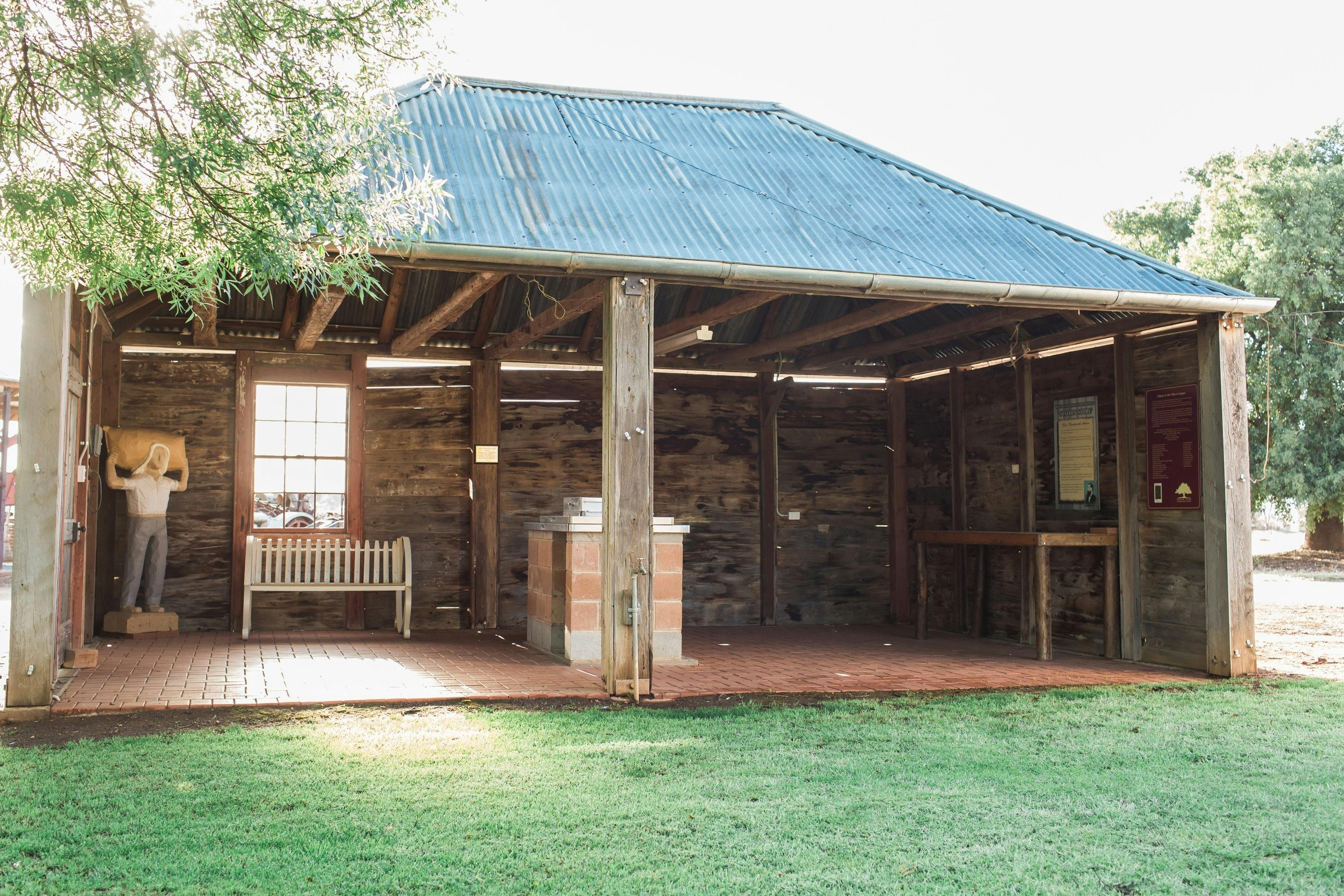 デイビーパークのマンダマ小屋