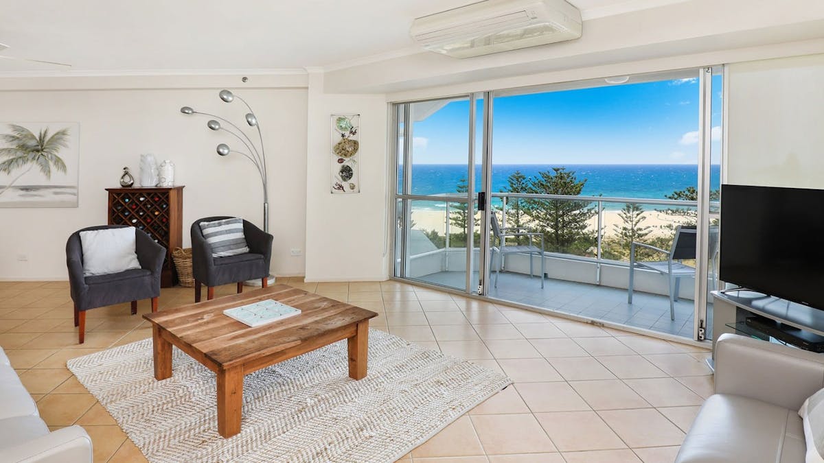 Superior 2 Bedroom Ocean View Apartment
