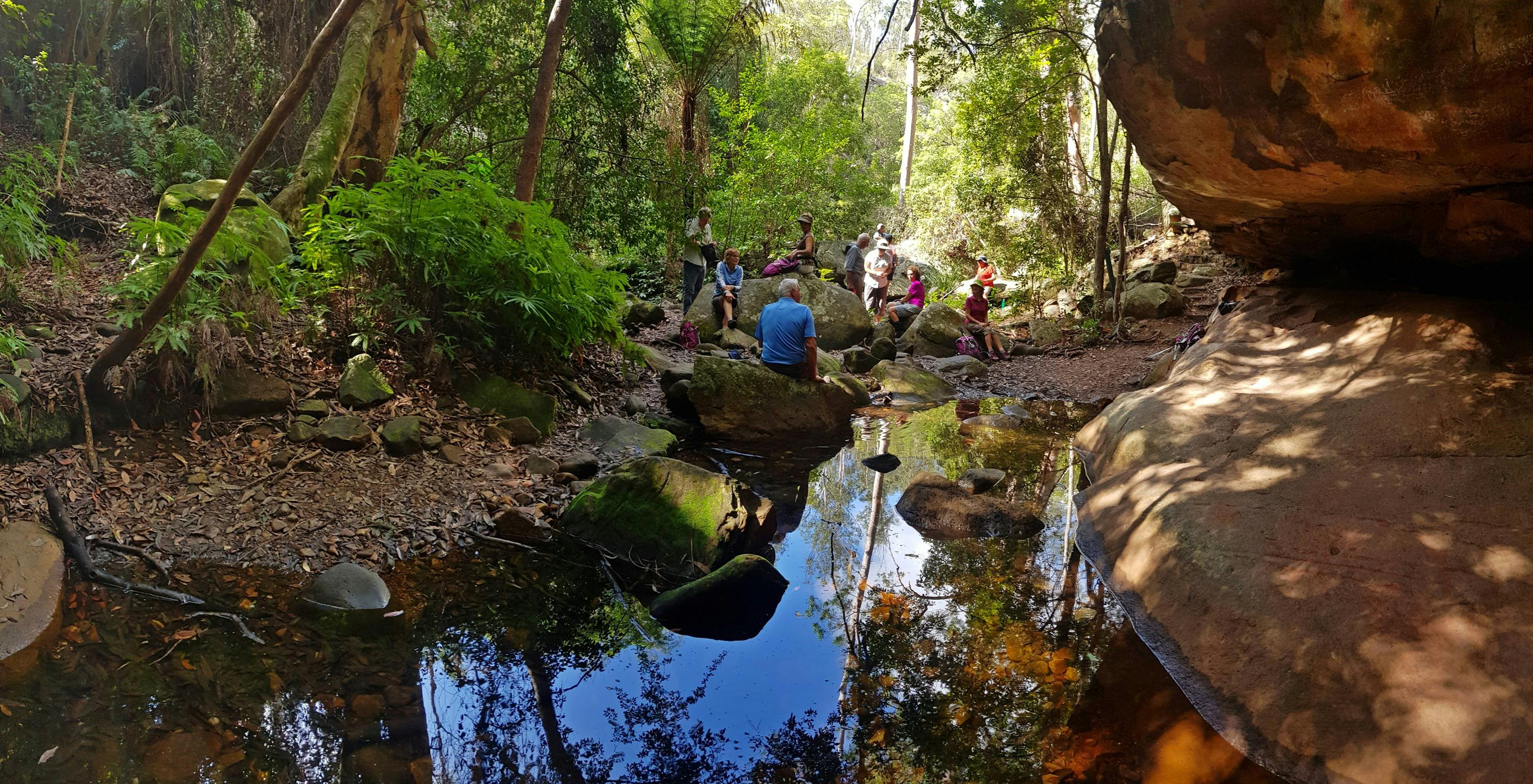 Walkers enjoying a break at Cania Gorge
