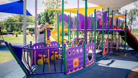 Kids playground Theresa Creek Dam