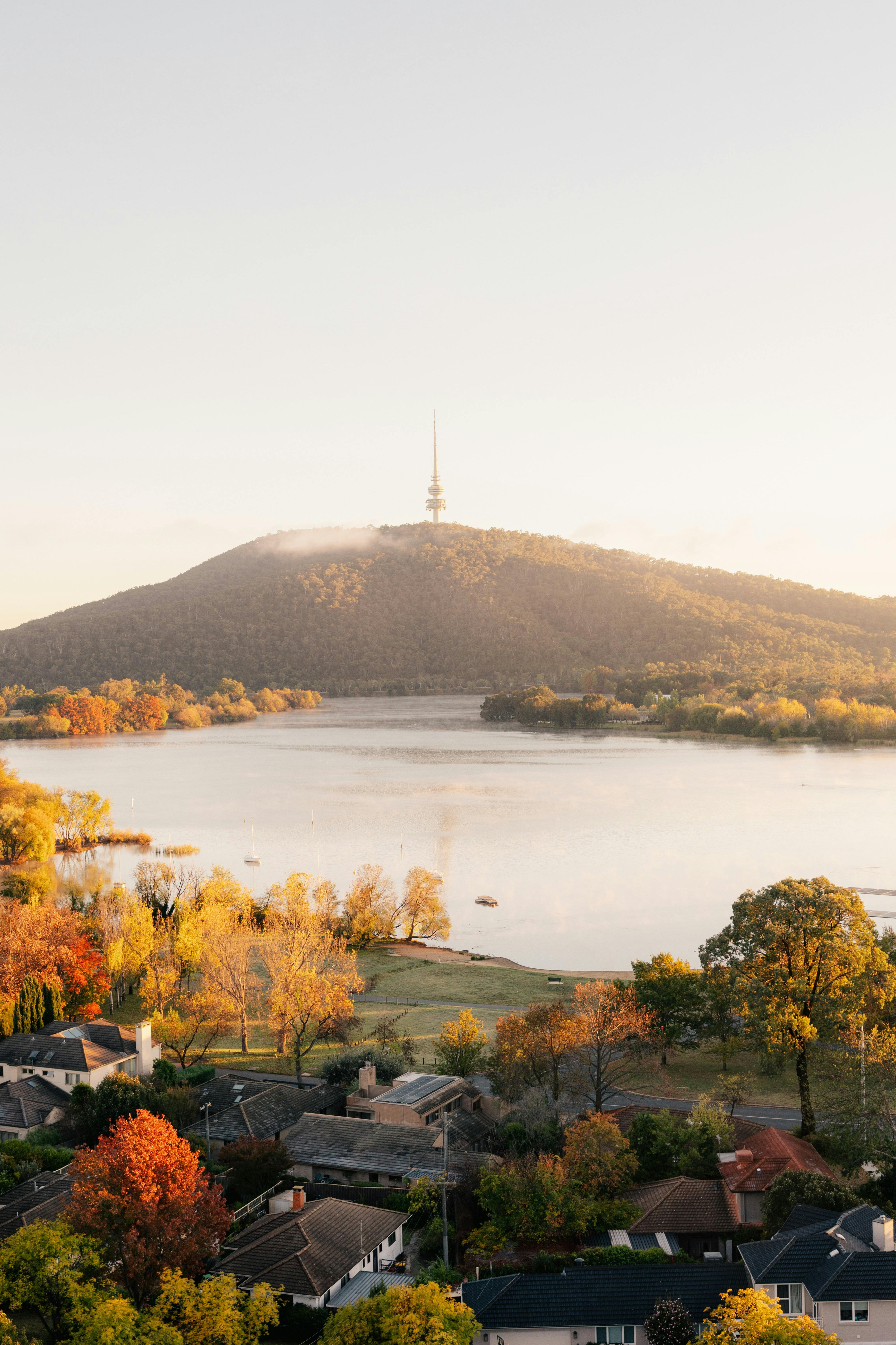 Canberra Highlights - Capital Tales, Government & Architecture