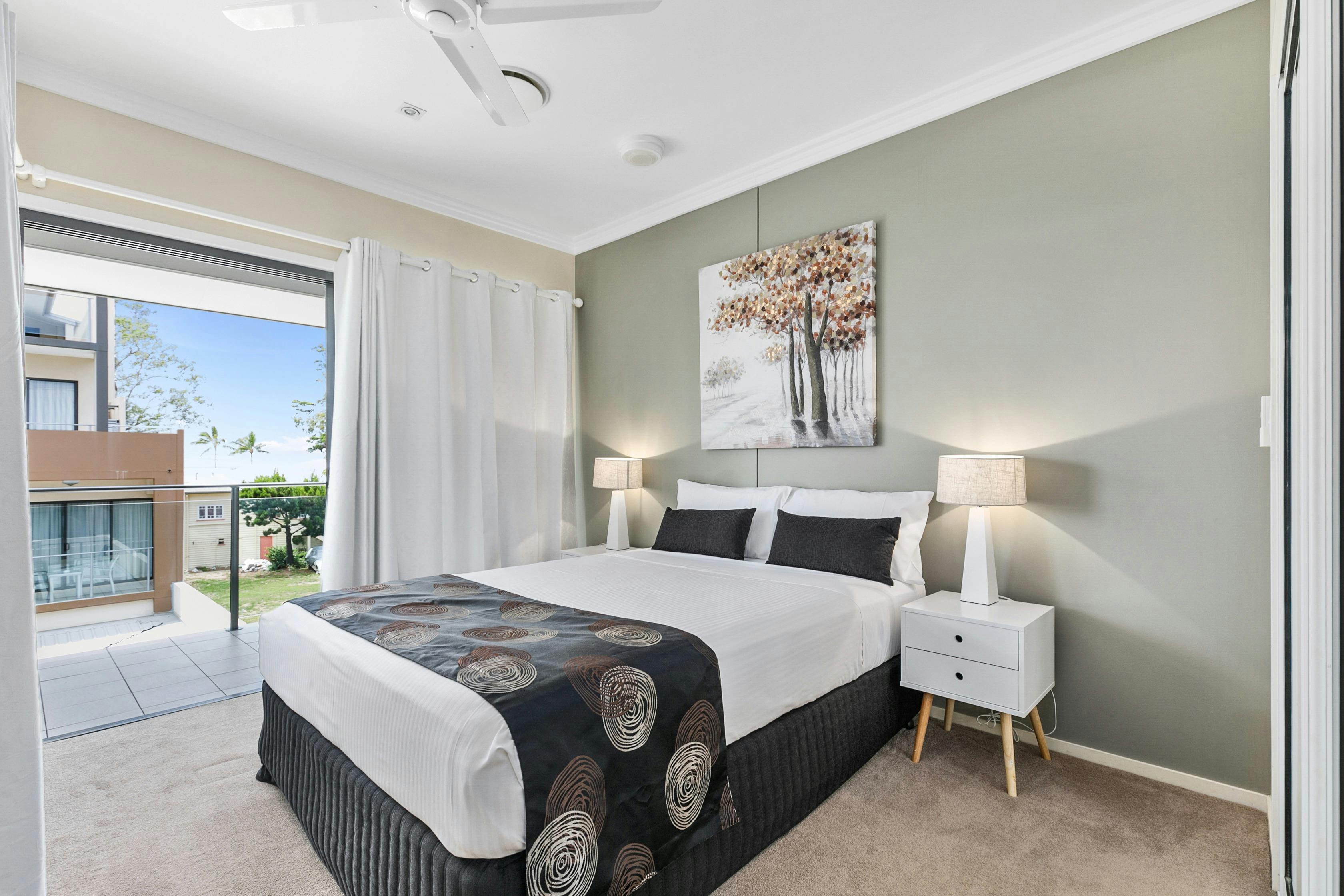 2 Bedroom Pool View Stair access Main bedroom