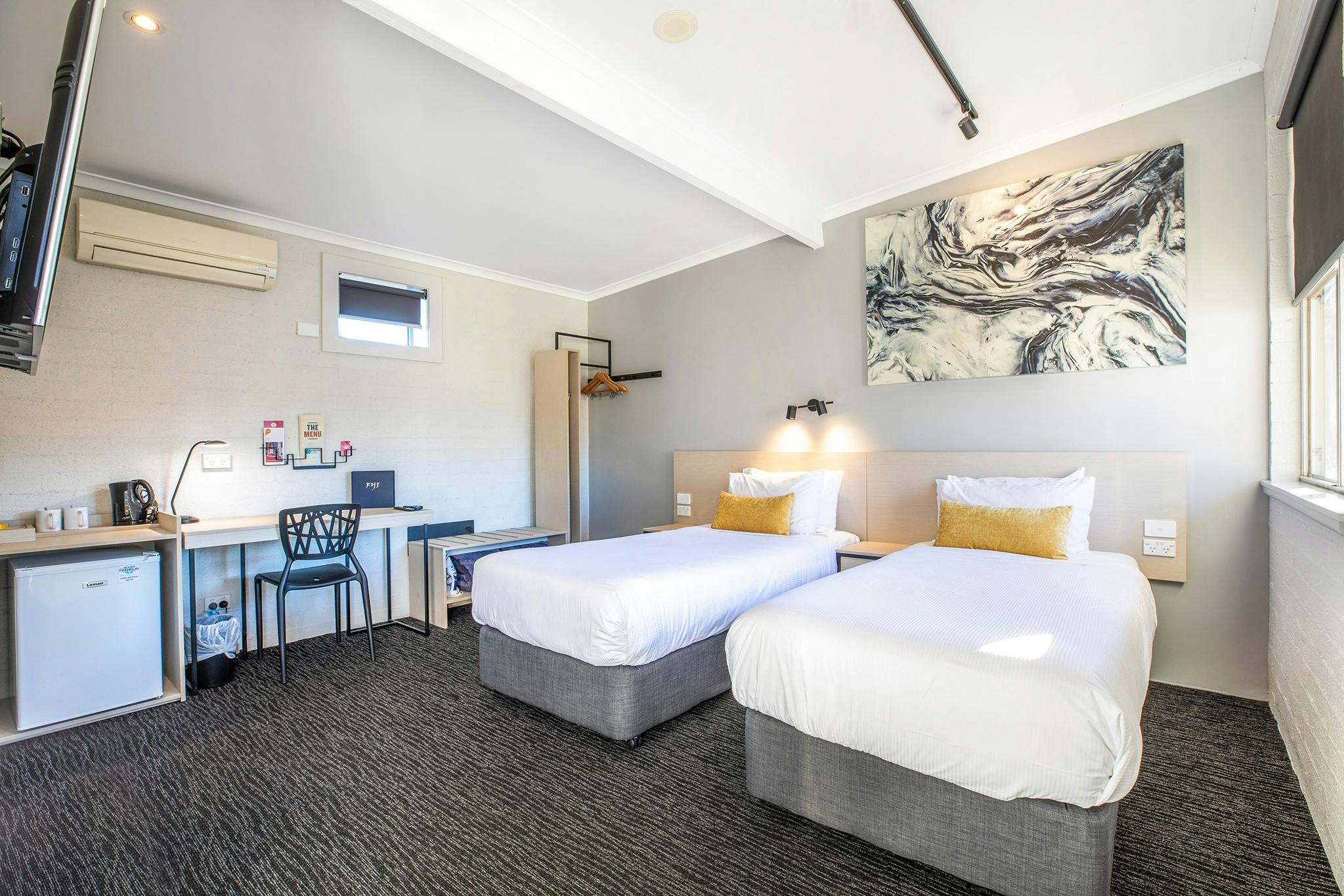 Nightcap at Colyton Hotel