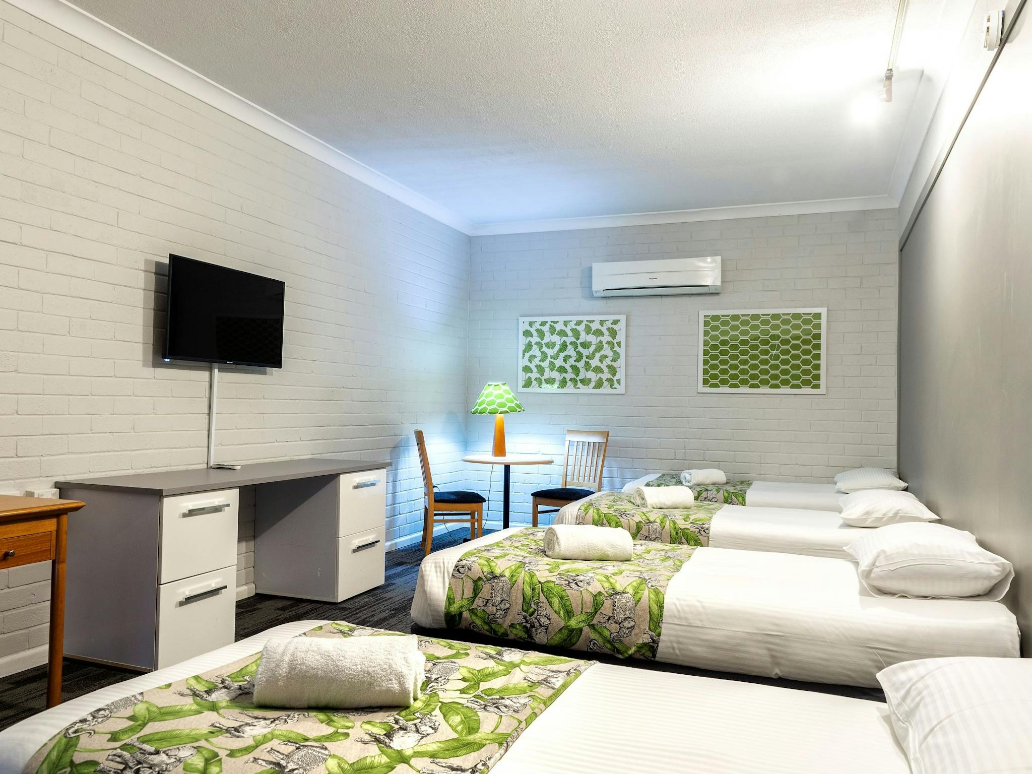 Comfortable, clean, affordable, quiet, accommodation, ipswich, spacious Comfortable, clean, affordable, quiet, accommodation, ipswich, spacious