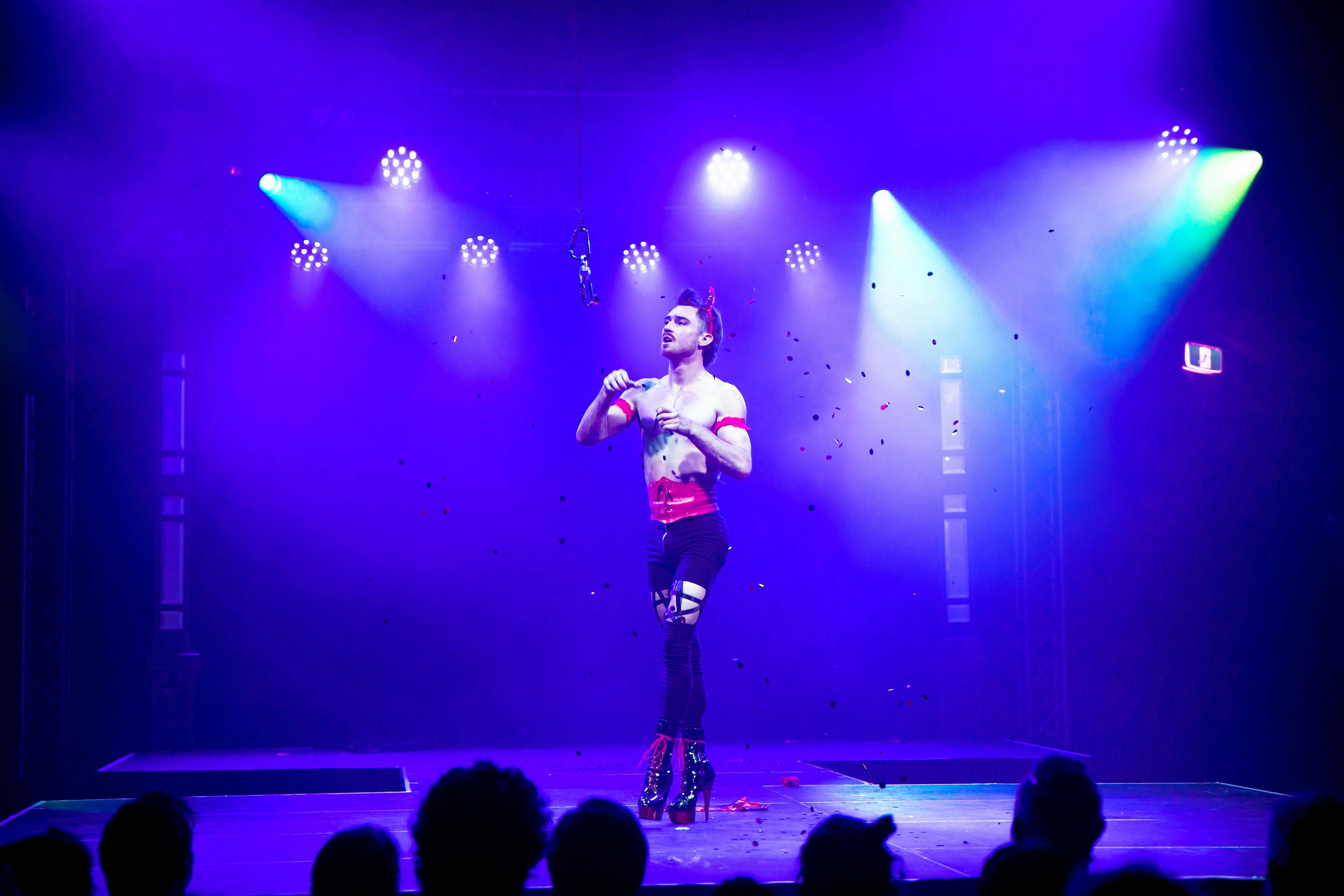 Crème de la crème Cabaret