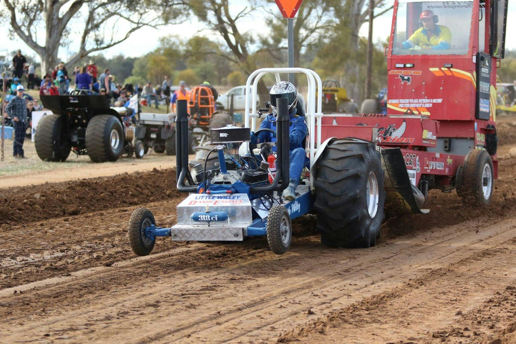 Elmore Tractor Pull