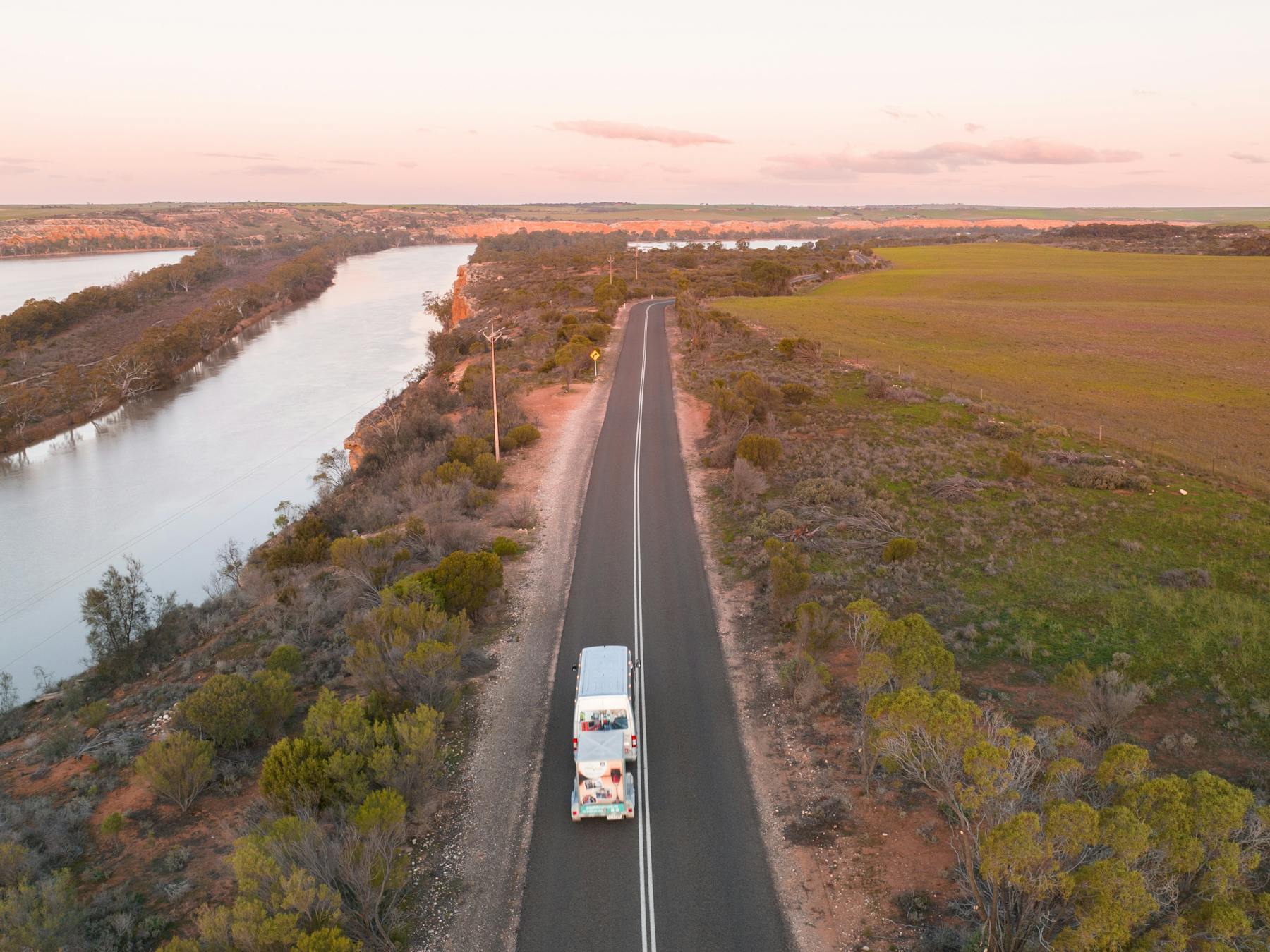 The Entertainer enroute