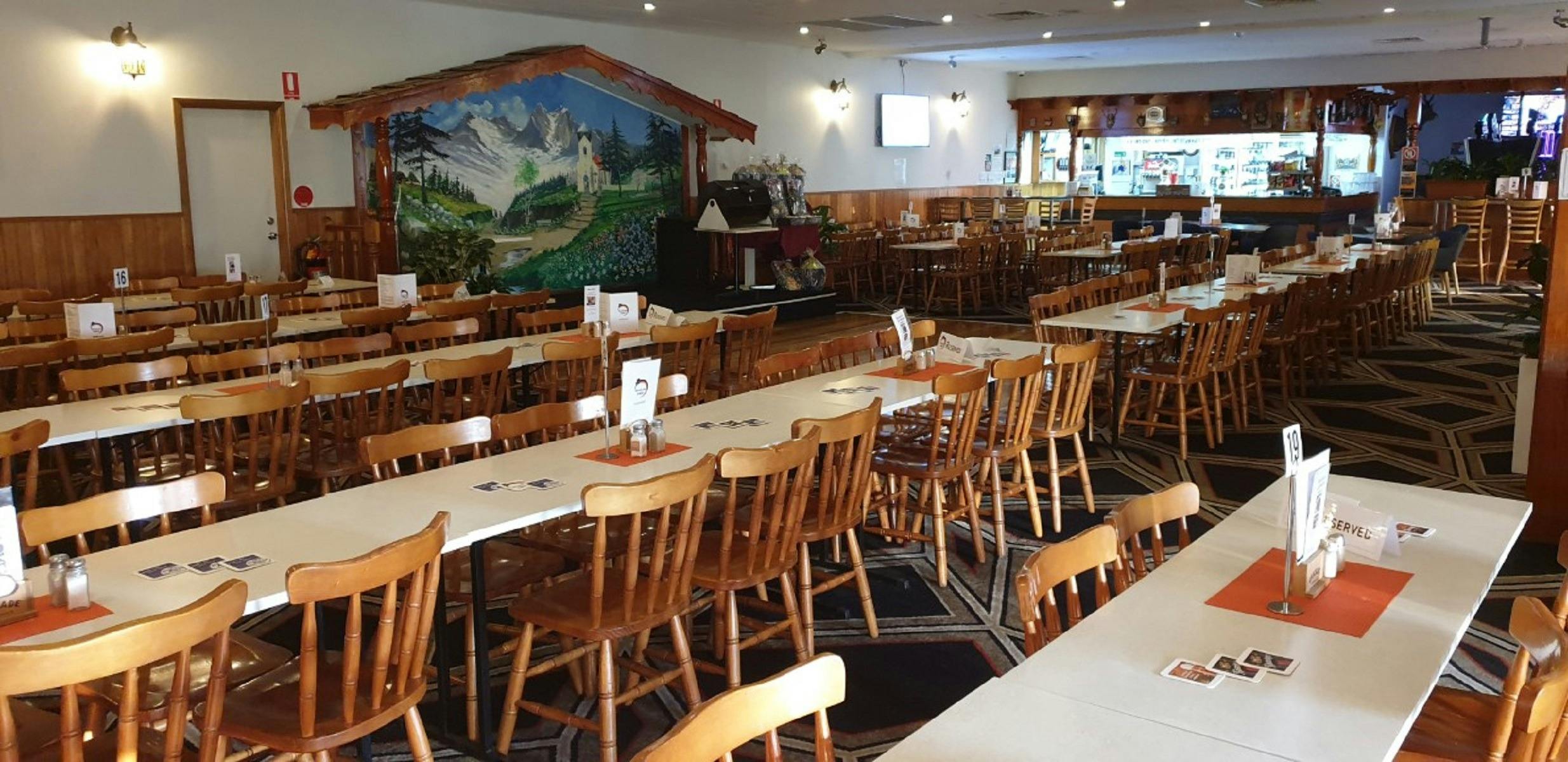 독일 클럽 울런공 내부