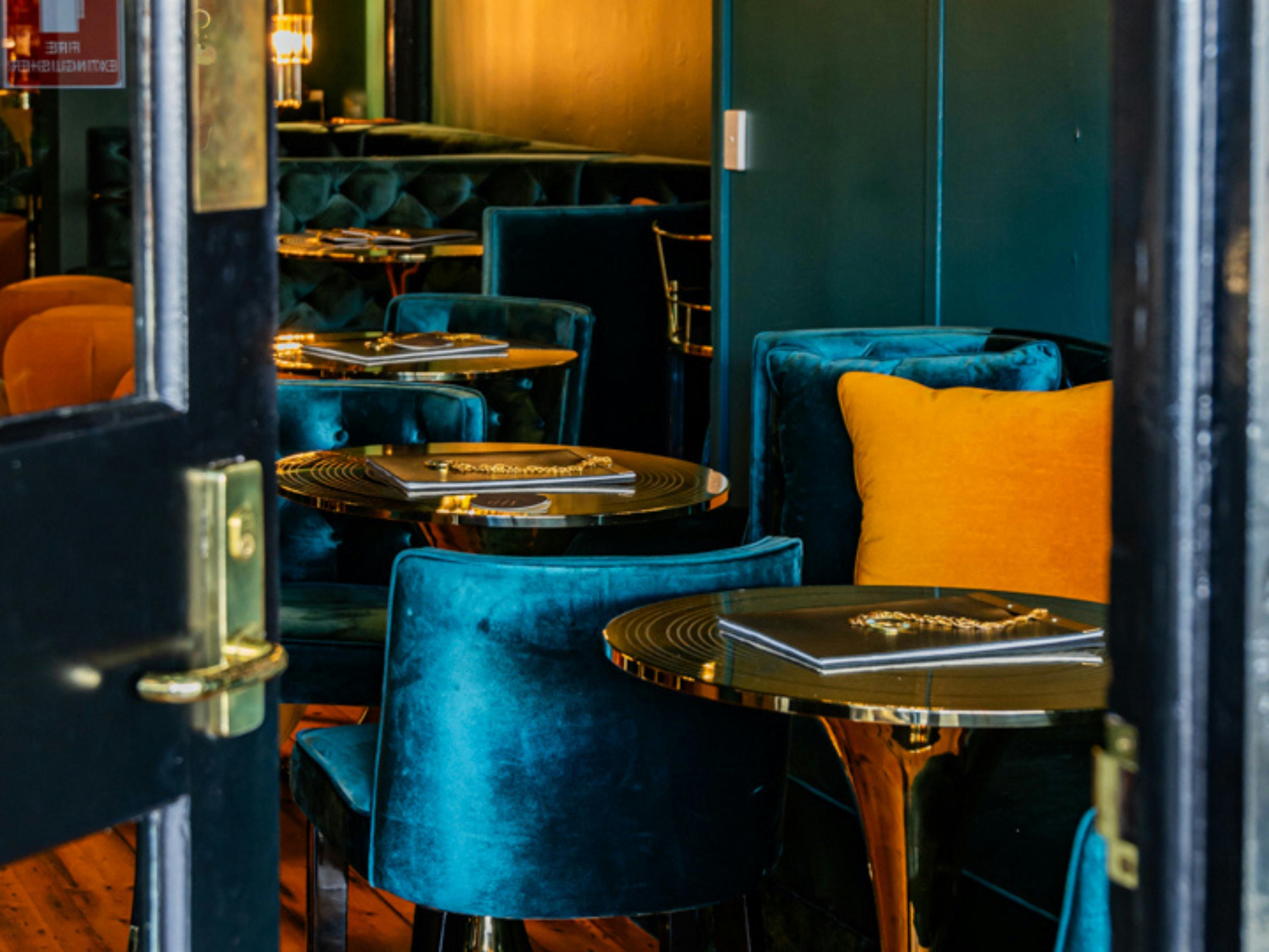 Sip Champagne Bar