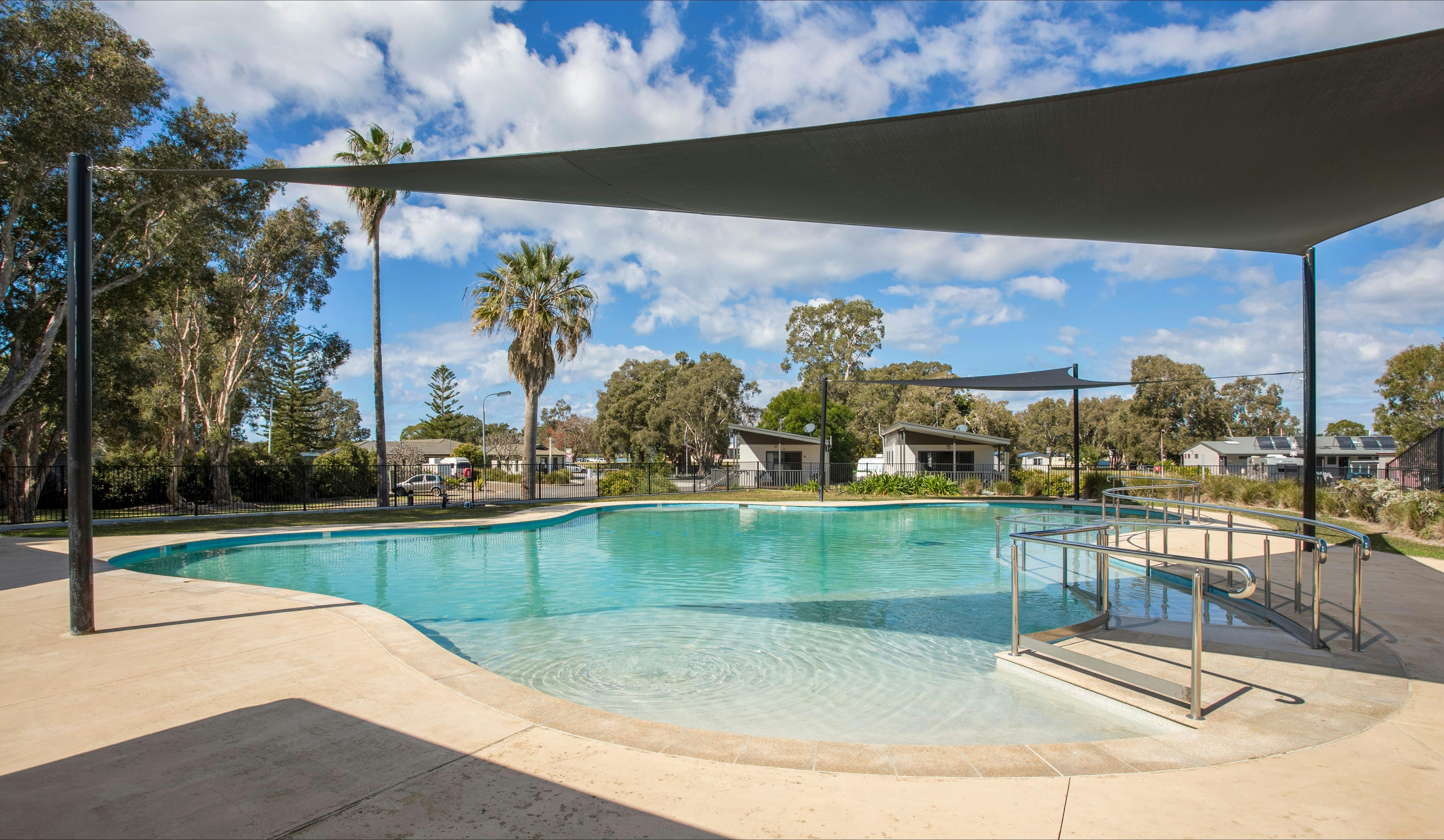 리조트 스타일의 수영장