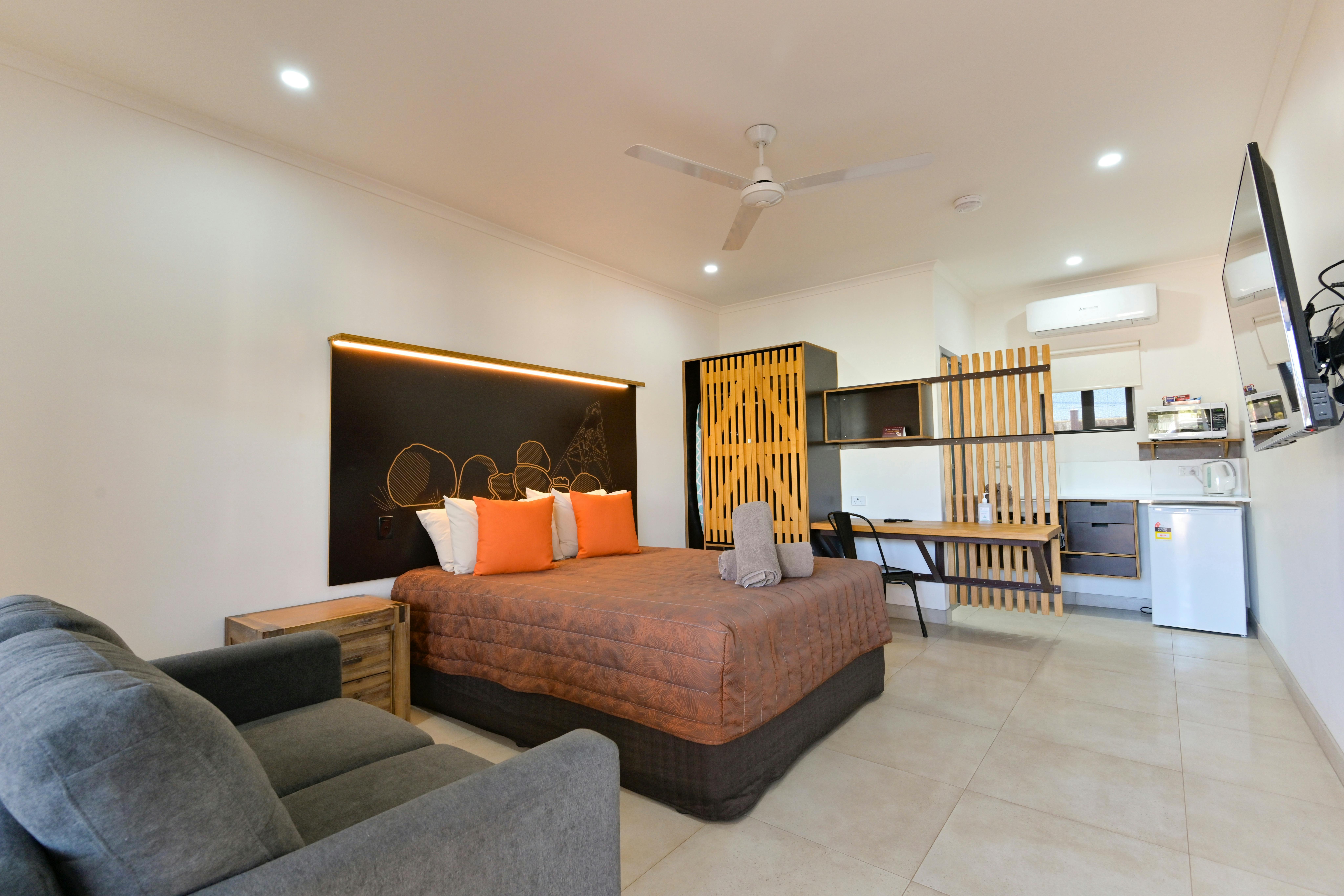 Safari Lodge Motel Tennant Creek Queen Room