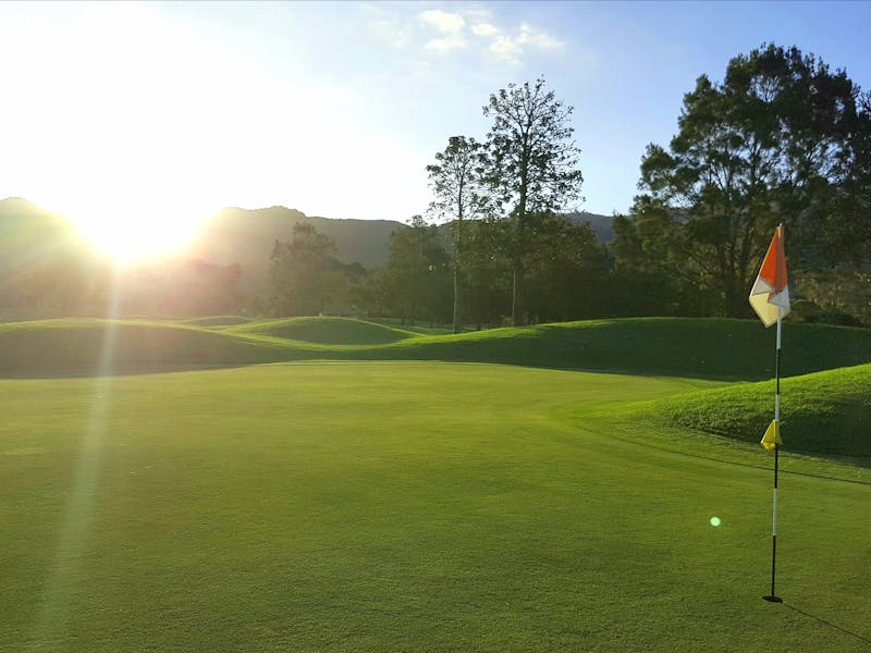 Calderwood Valley Golf Course | NSW Holidays & Accommodation, Things to ...