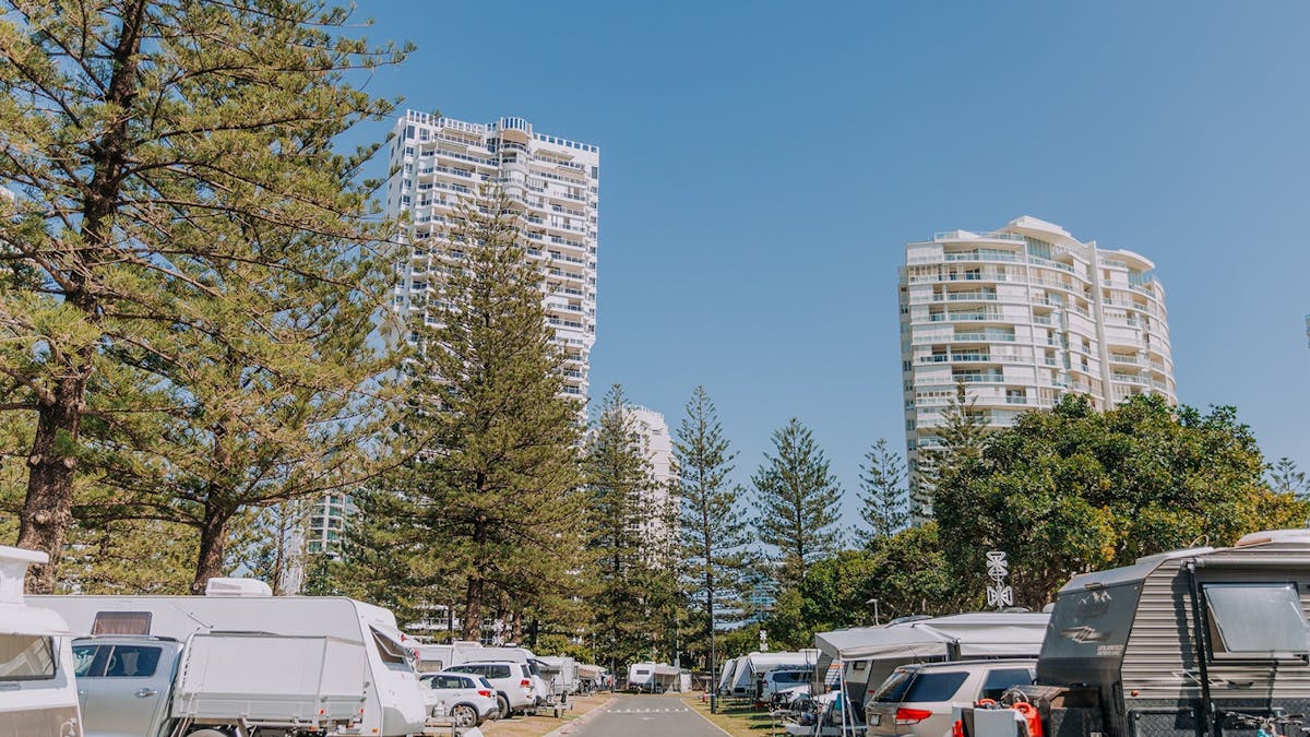 Main Beach Tourist Park caravan sites