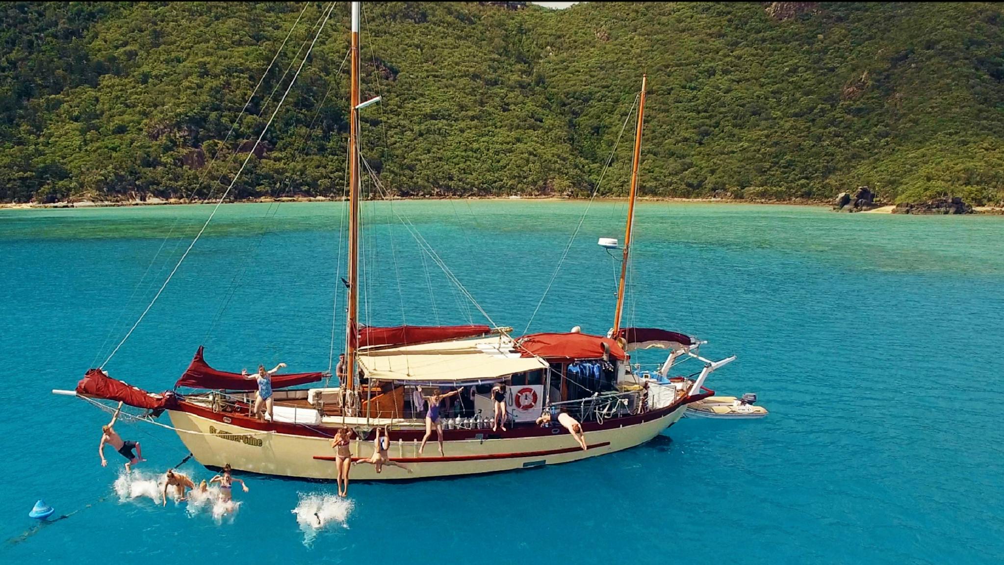 Summertime vessel, Whitsunday Islands Summertime vessel, Whitsunday Islands