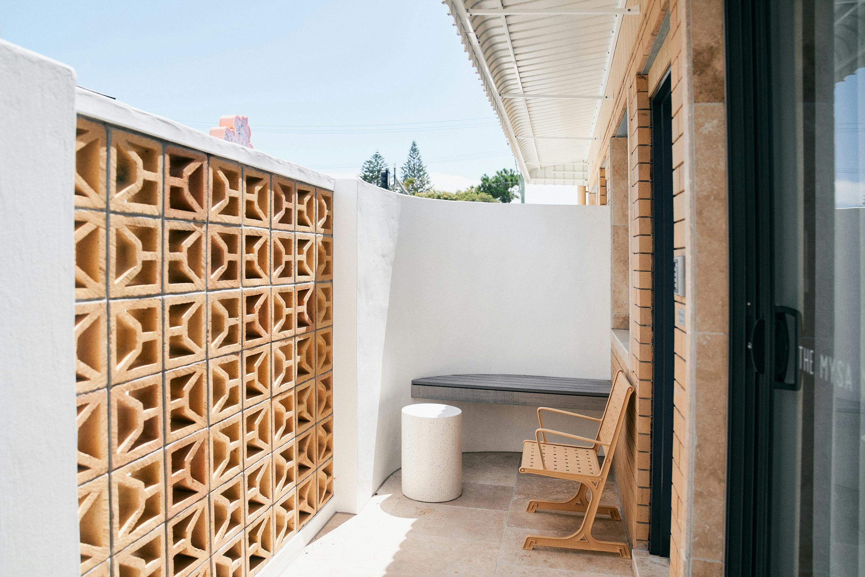 Bronte Pink Courtyard