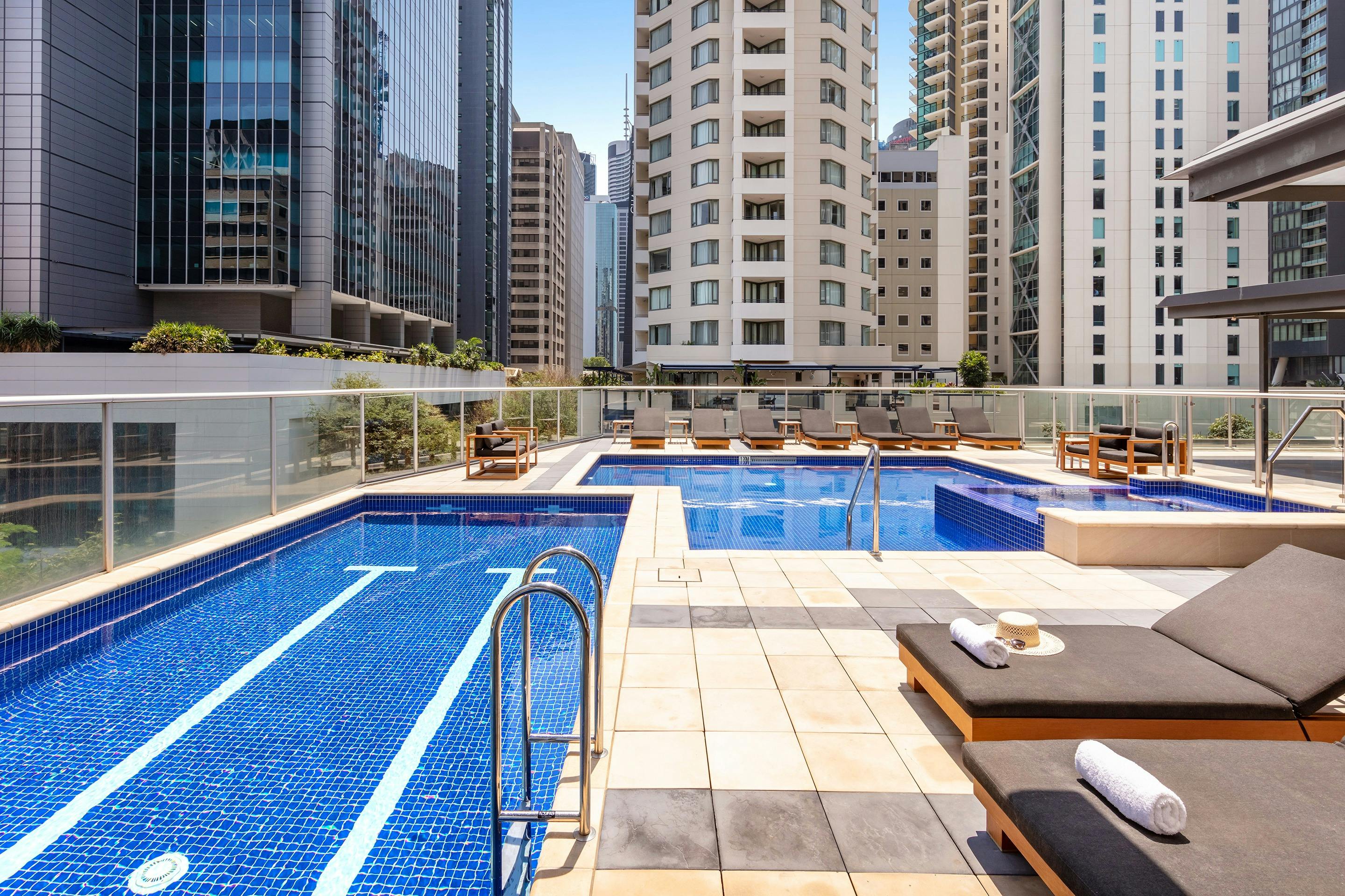 Up to 30%* off at Oaks Brisbane Festival Suites