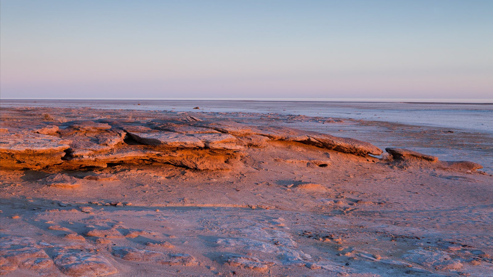 Kati Thanda-Lake Eyre National Park