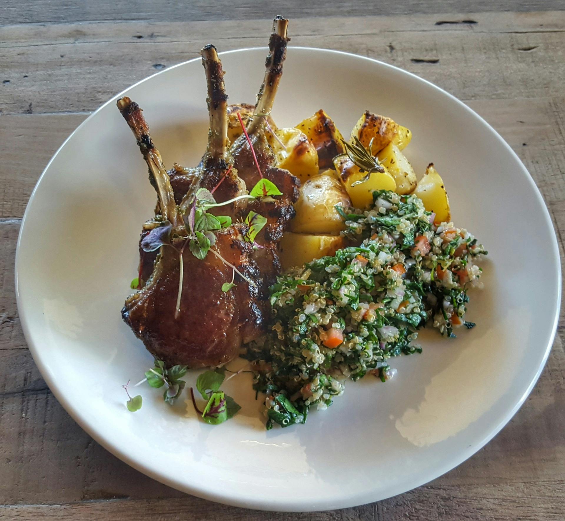 邦根多爾喬治酒吧和餐廳