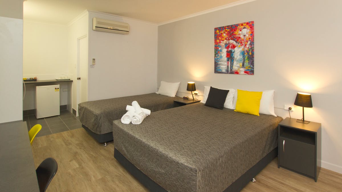 Twin share room