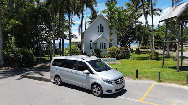 Port Douglas luxe tours , private luxury touring