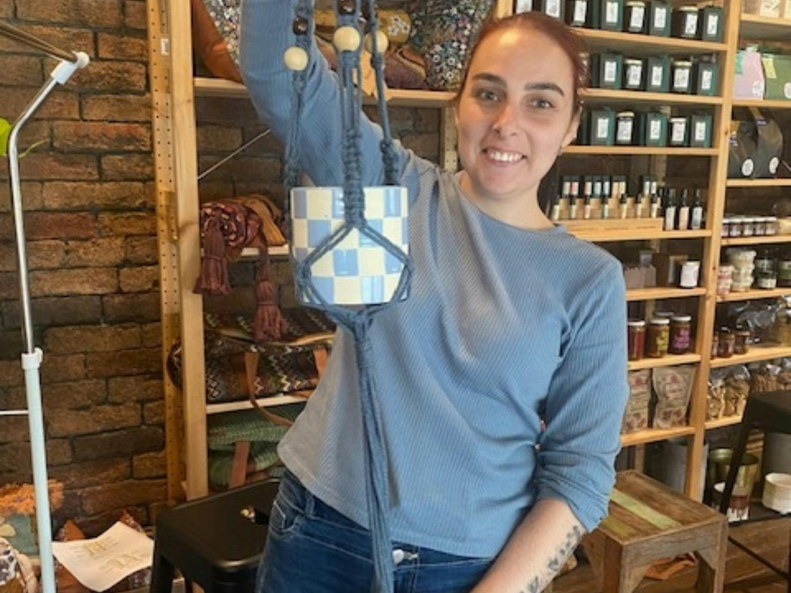 Macrame Pot Holder and Sip Workshop