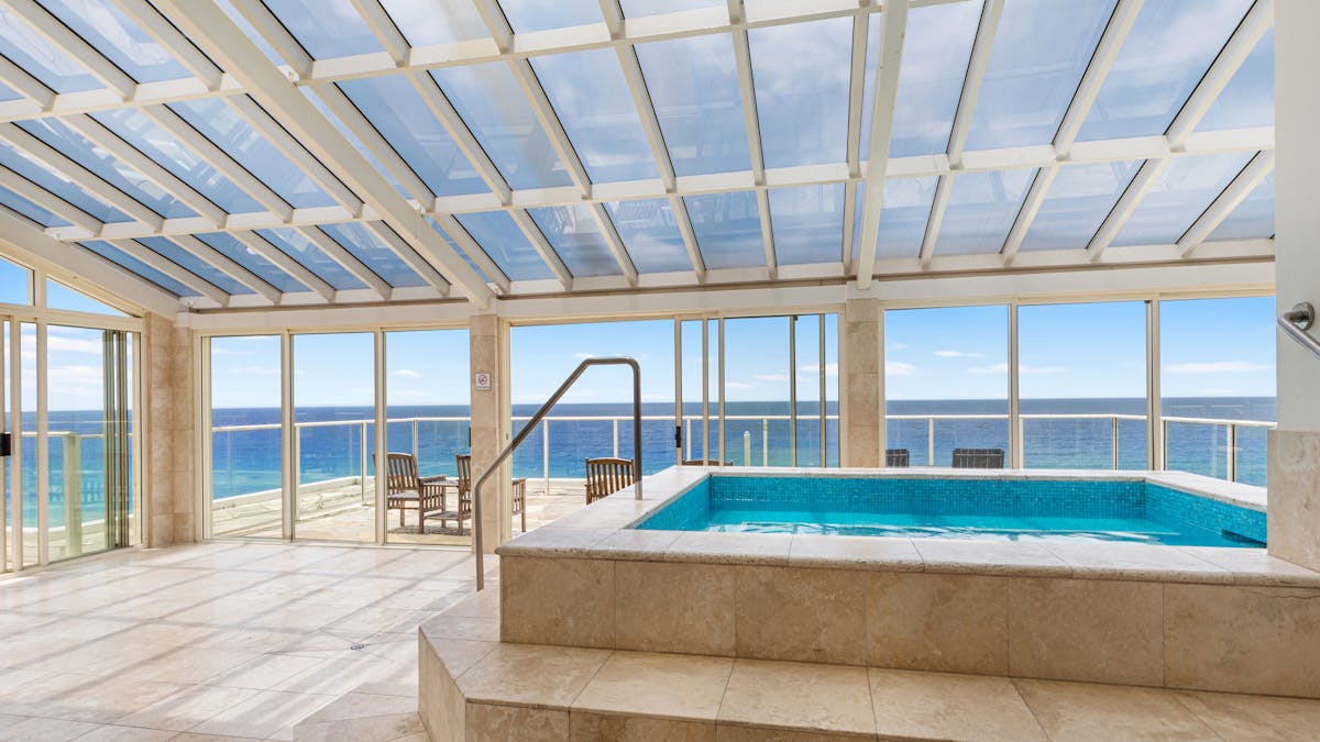 Rooftop spa
