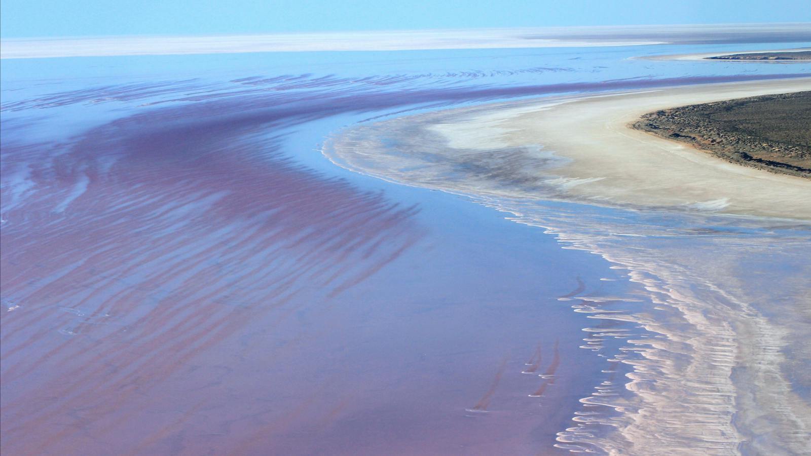 Lake Eyre Flinders Ranges  tour with Spirit Safaris Outback & Wilderness Tours