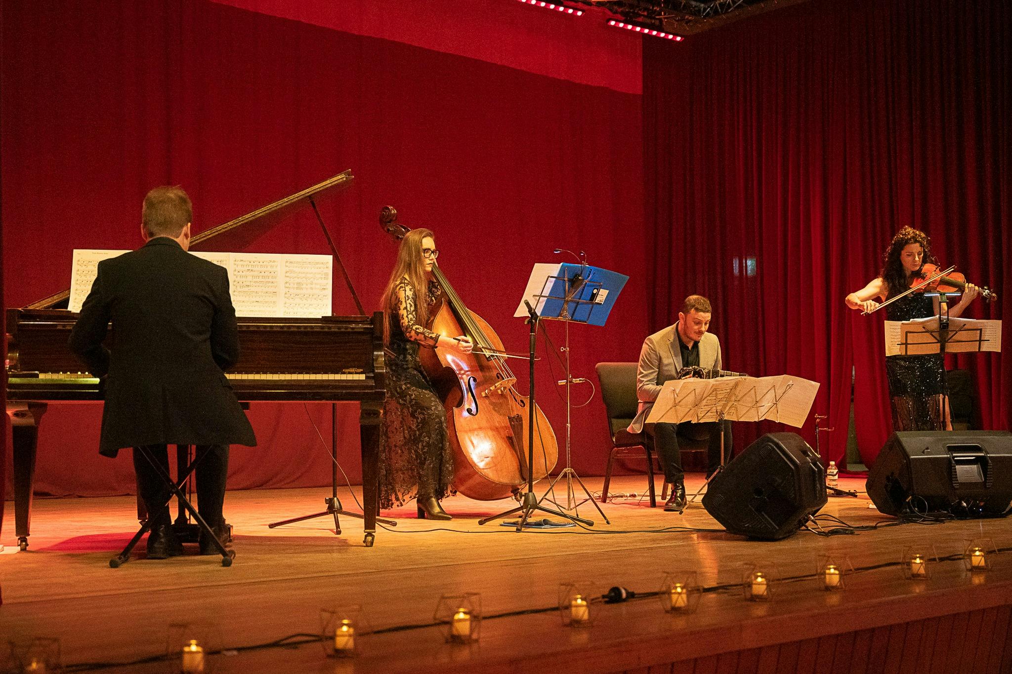 Mendoza Tango Quartet performing on stage
