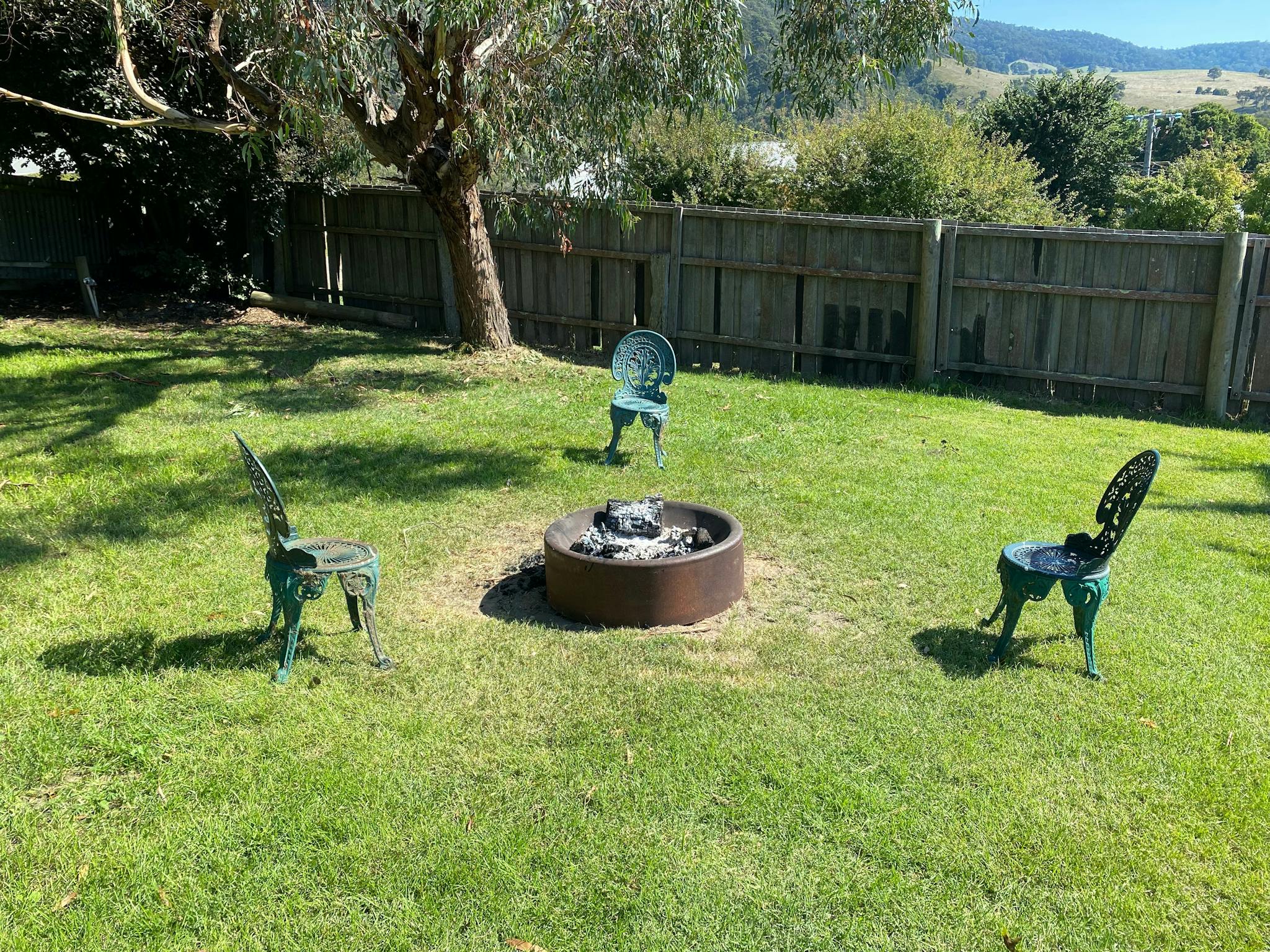 Outdoor firepit