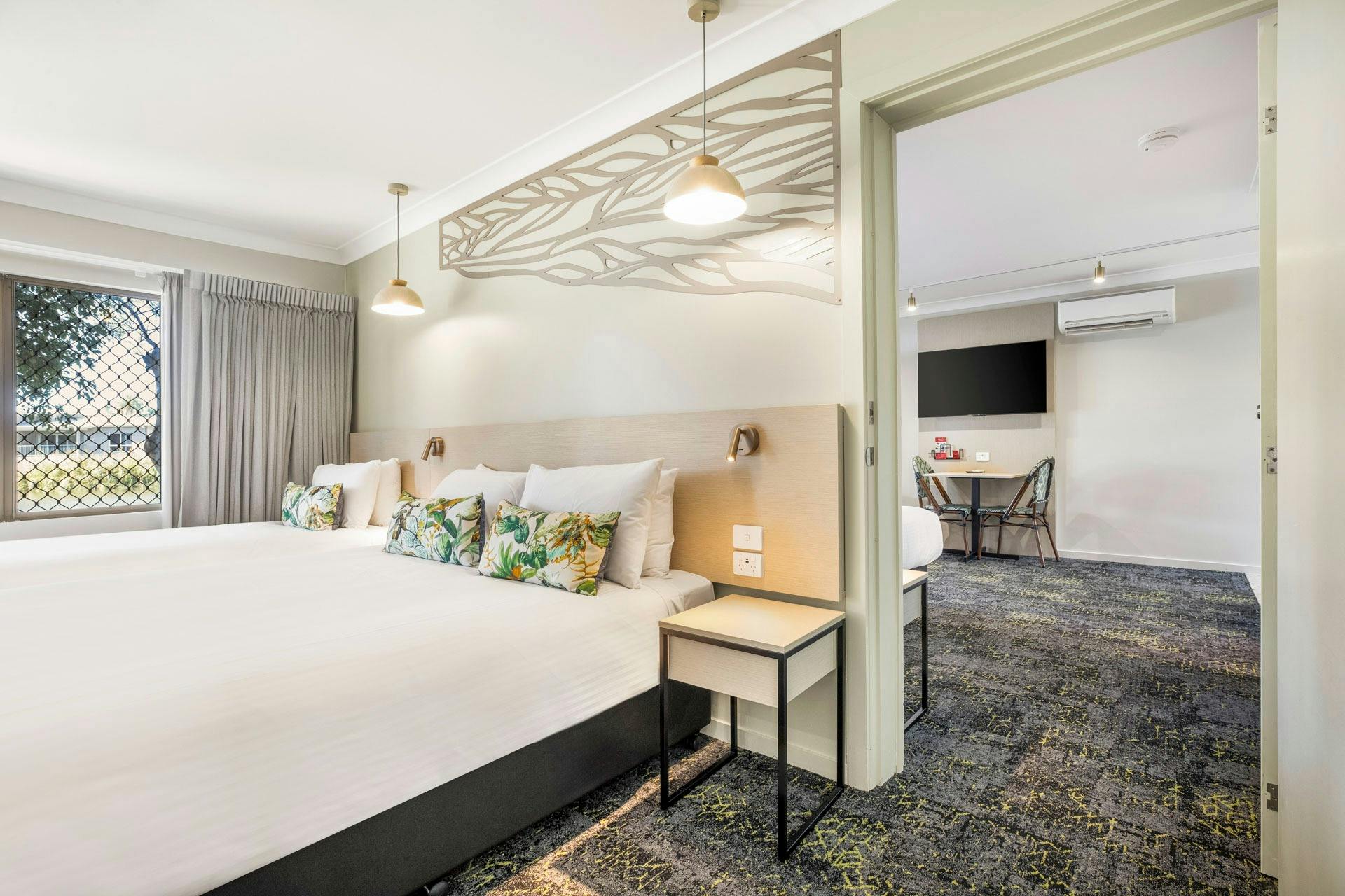 Lakeside Superior Family Room