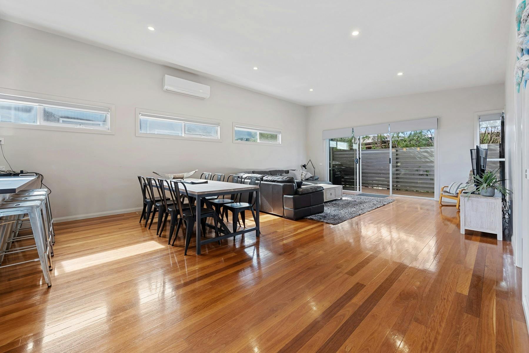 Inverloch Accommodation - Sail Away