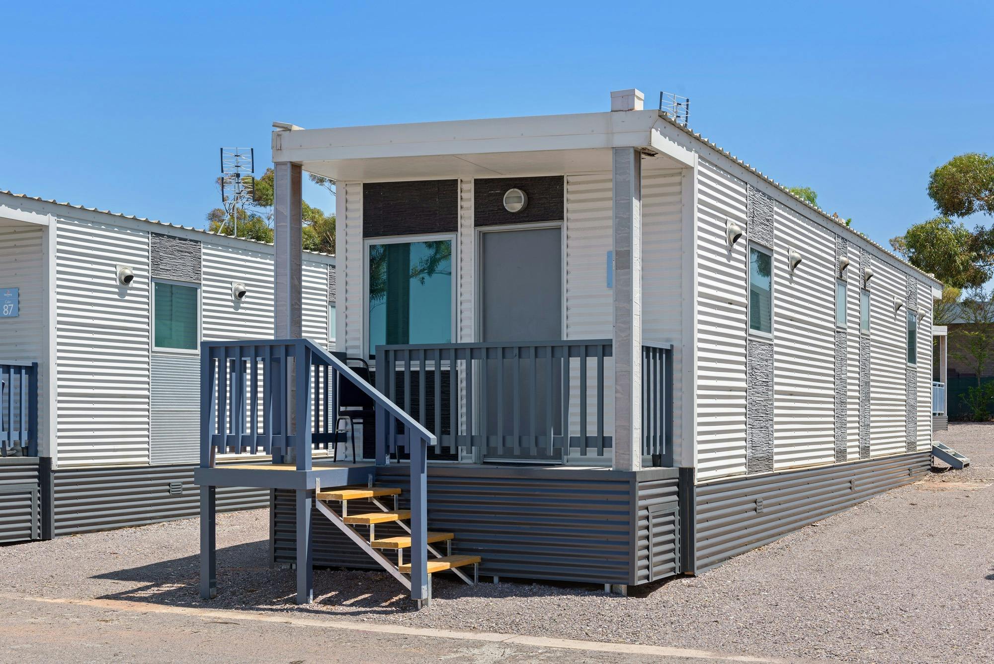 Superior Studio Cabin