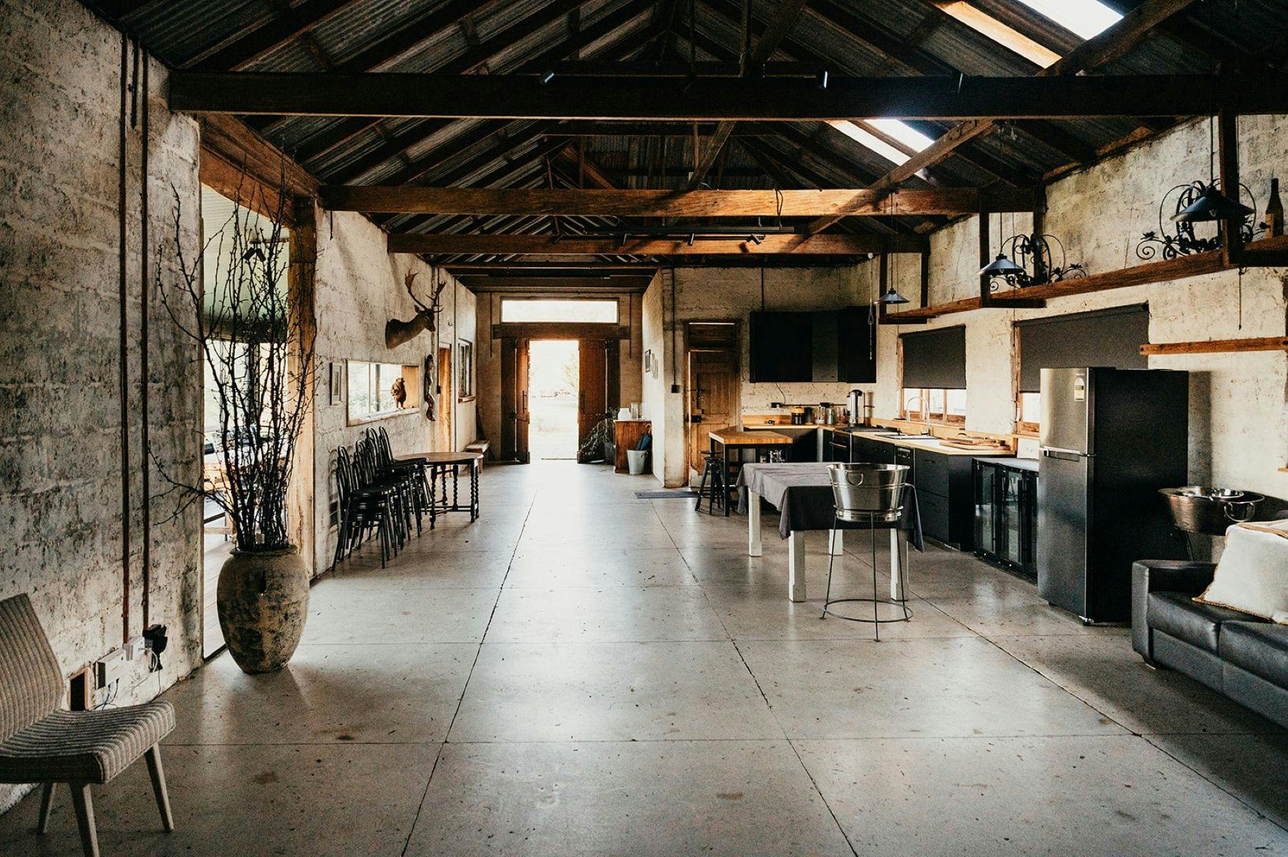 Toad Hall 活動空間內乾租混凝土空地