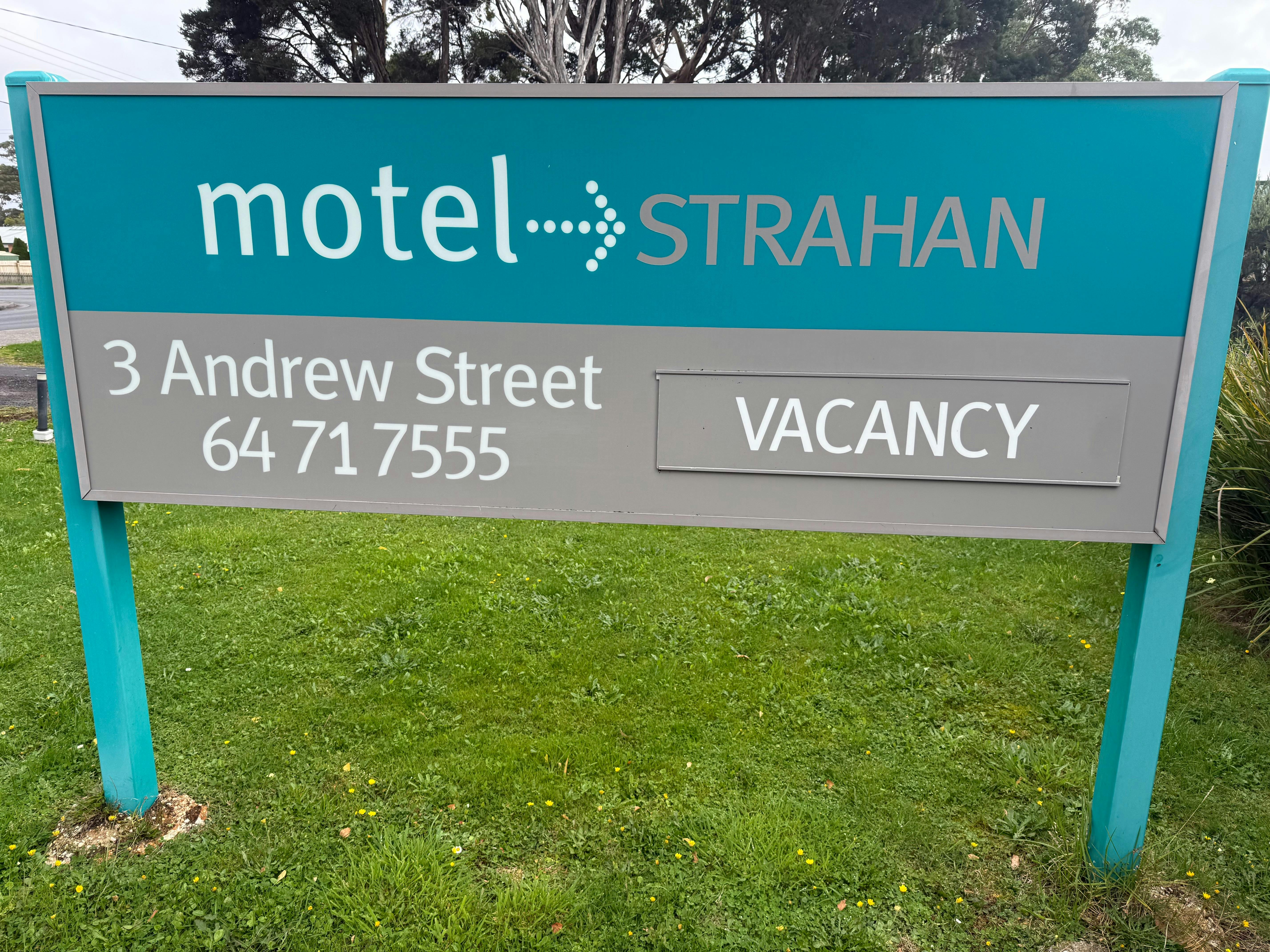 Motel Strahan