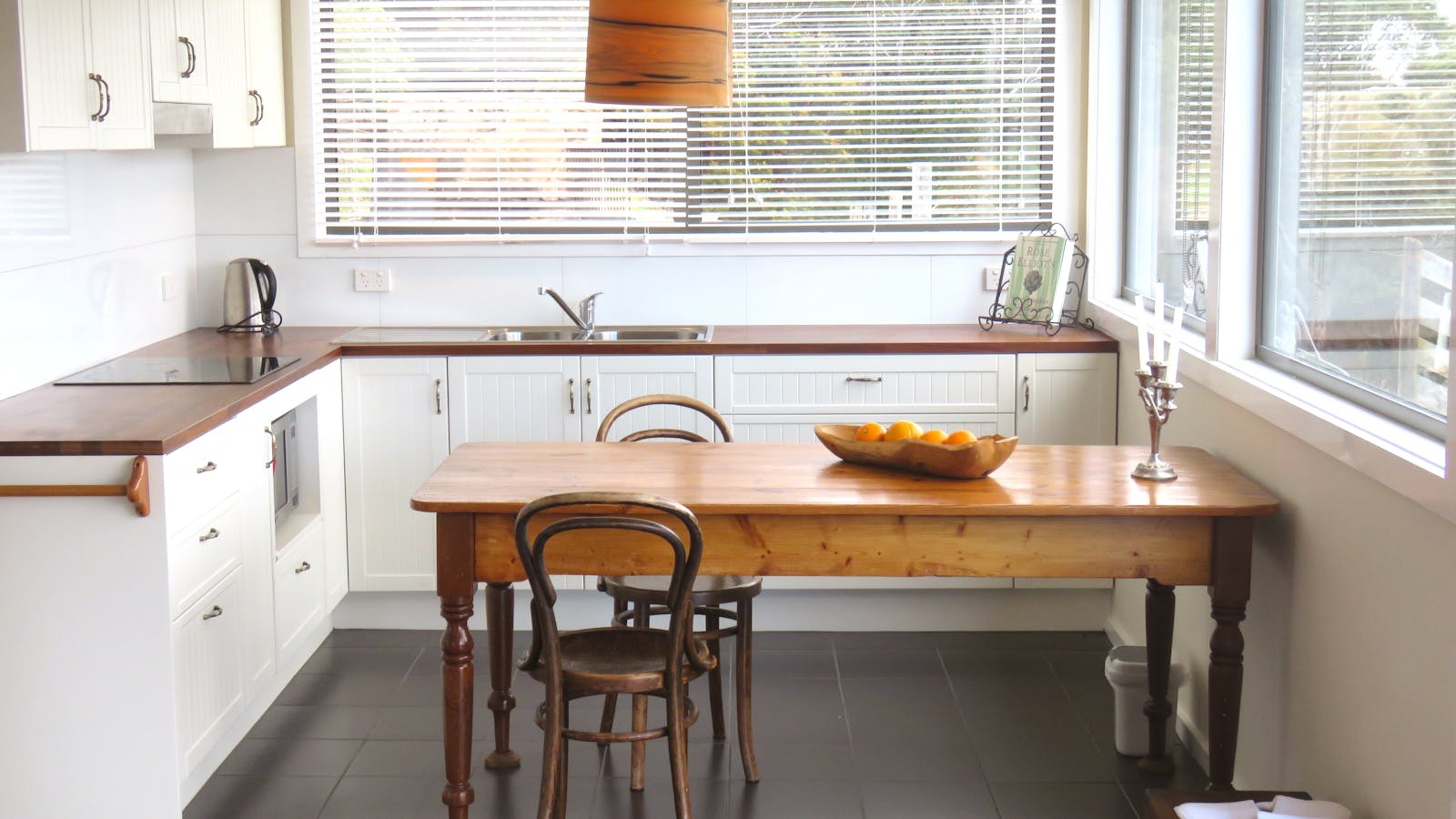 Fully equipped kichen