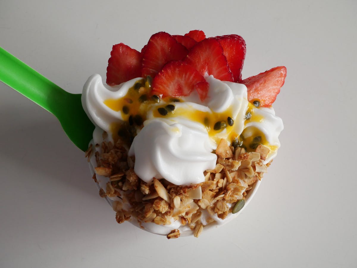 helathy vegan coconut soft serve with fresh fruit