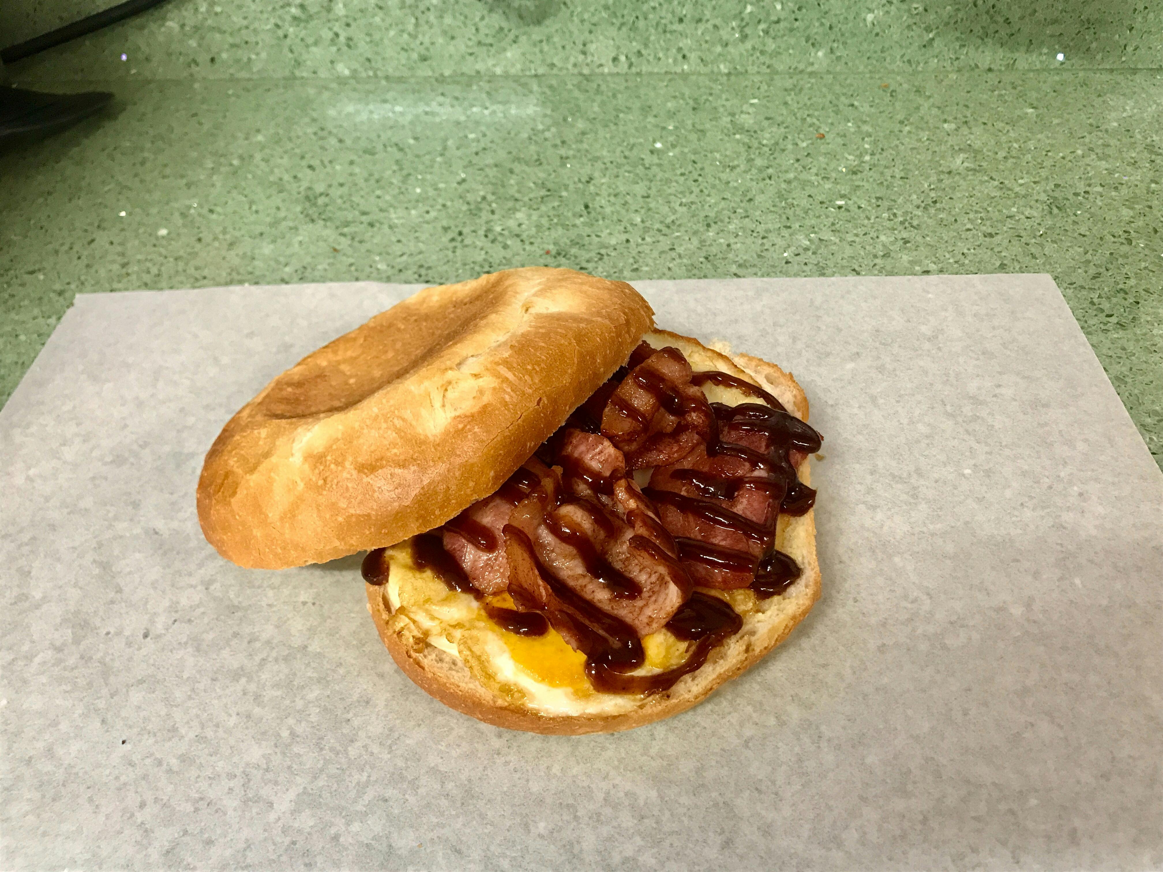 Bacon & Egg Roll