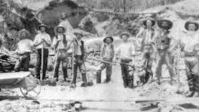 Yackandandah Gold Panning