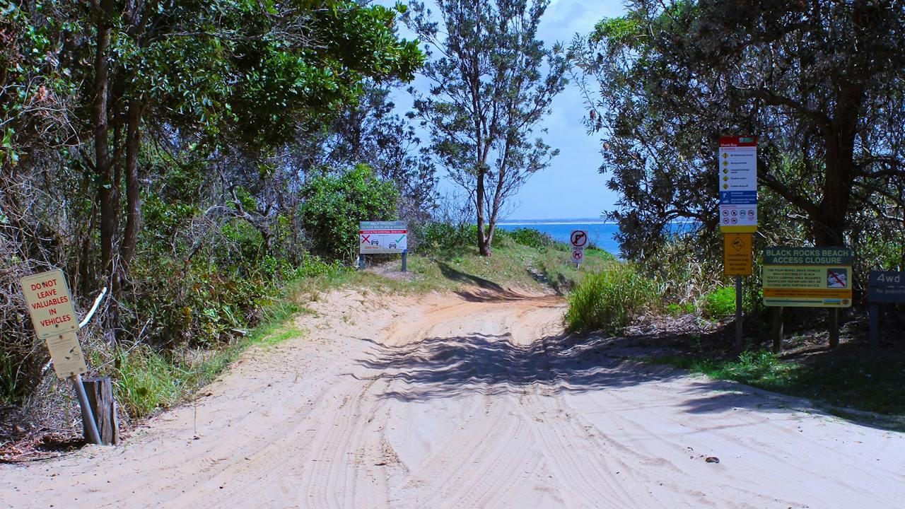 The most impressively signposted 4WD track in the Clarence Valley. Shark Bay, Iluka.