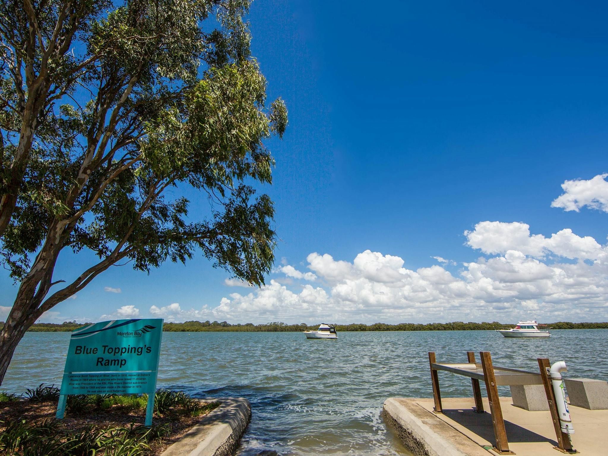Dohles_Rocks-water-ocean-blues-toppings-ramp-murrumba-downs-moreton-bay-region Dohles_Rocks-water-ocean-blues-toppings-ramp-murrumba-downs-moreton-bay-region