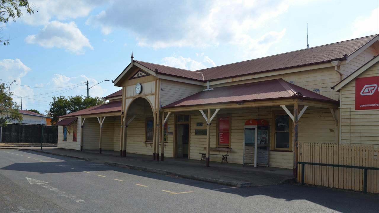 Maryborough Railway Station