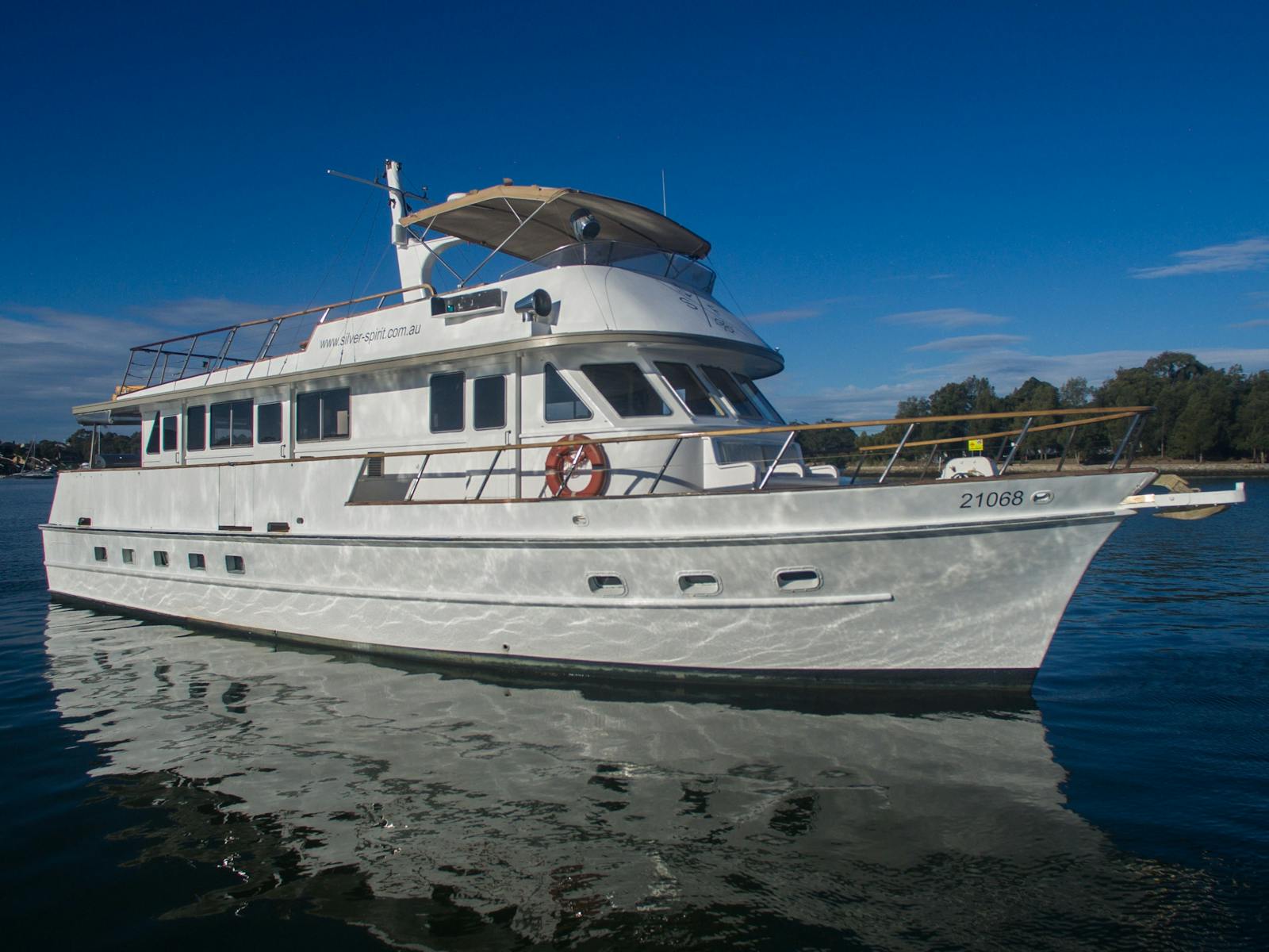 Silver Spirit - private boat hire