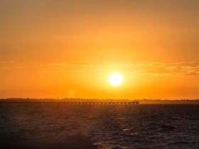 sunset urangan pier