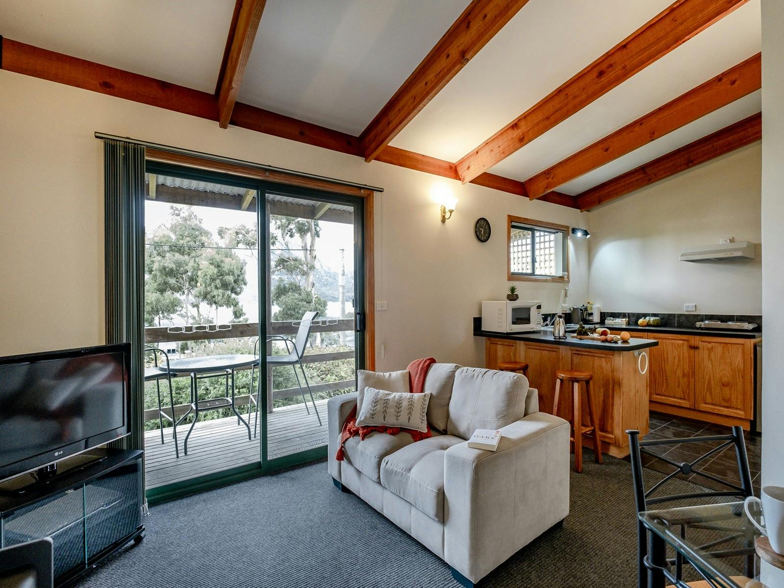 Freycinet Cottage 1
