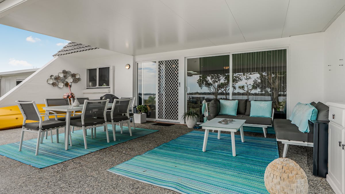 Outdoor area Outdoor area