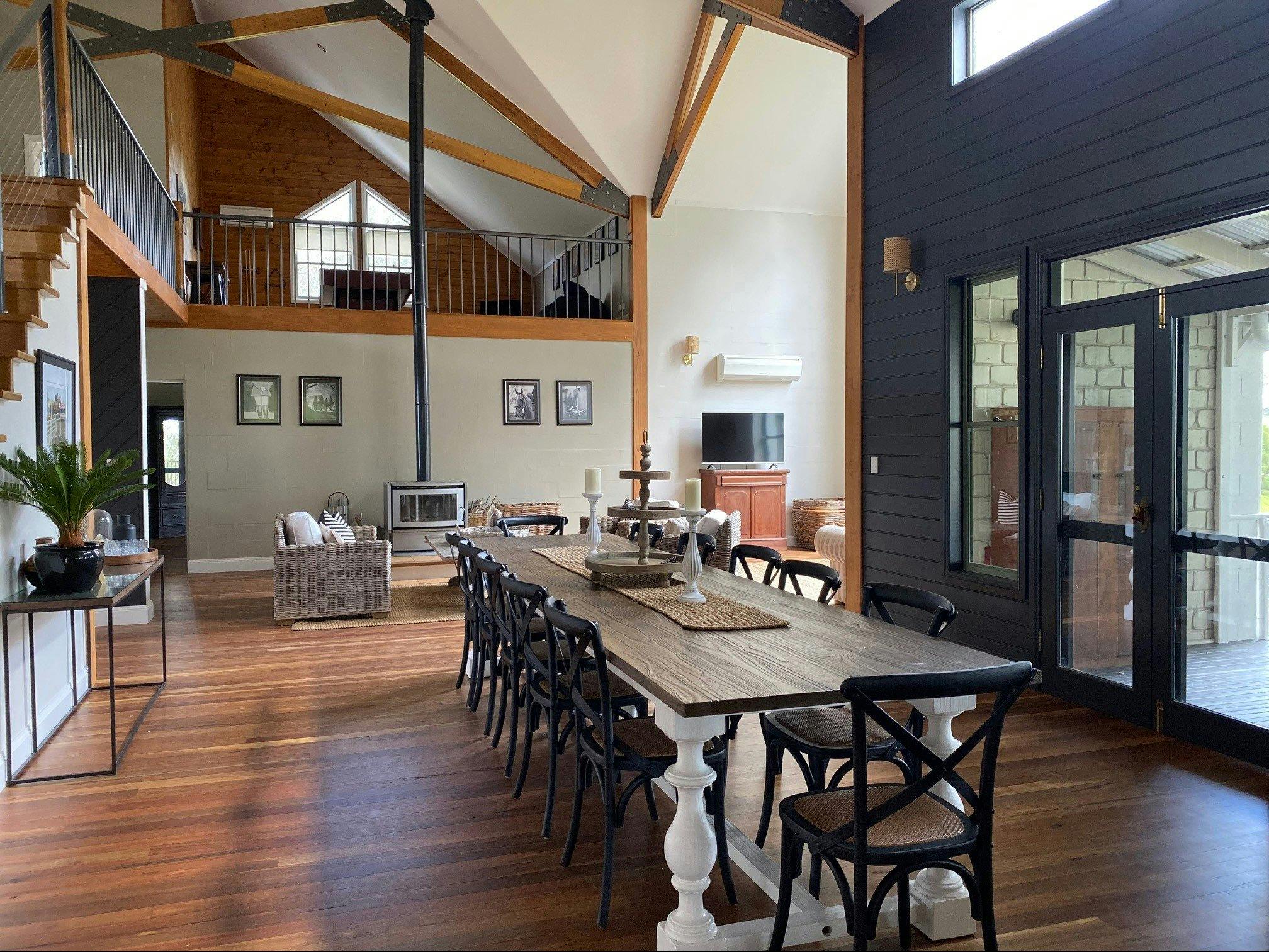 Large dining table seats 12 comfortably