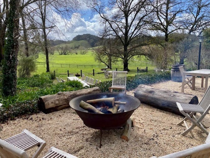 Adelaide Hills Wine Experience Day Tour LC03
